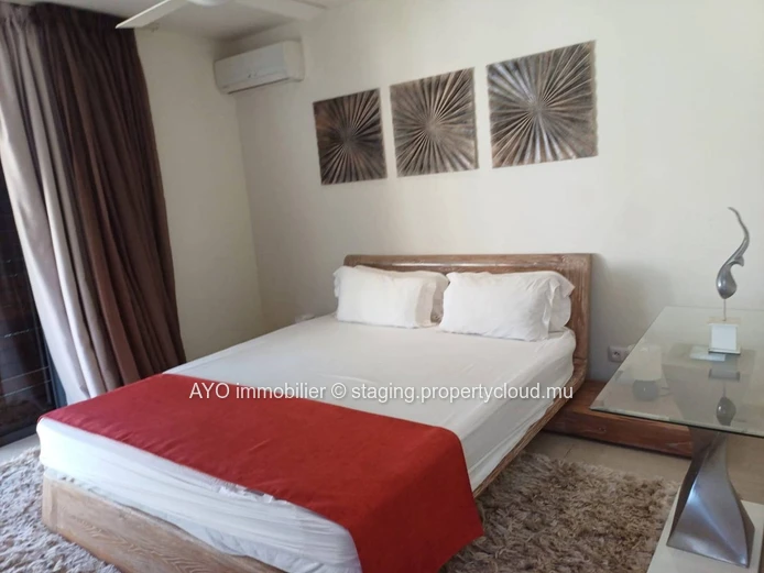 Very High Standard Villas in a gated community - Close to Grand Bay Centre