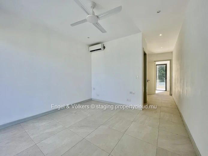 Exclusive 4-Bedroom Waterfront Residence