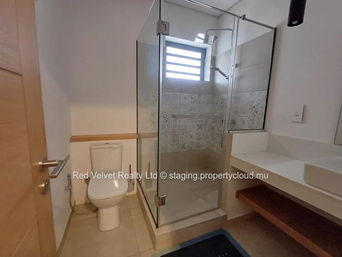 Bedroom Duplex for Rent in Beau-Plan 