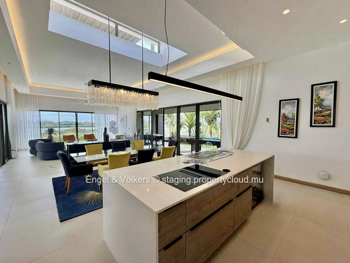 A Modern Masterpiece with Breathtaking Views