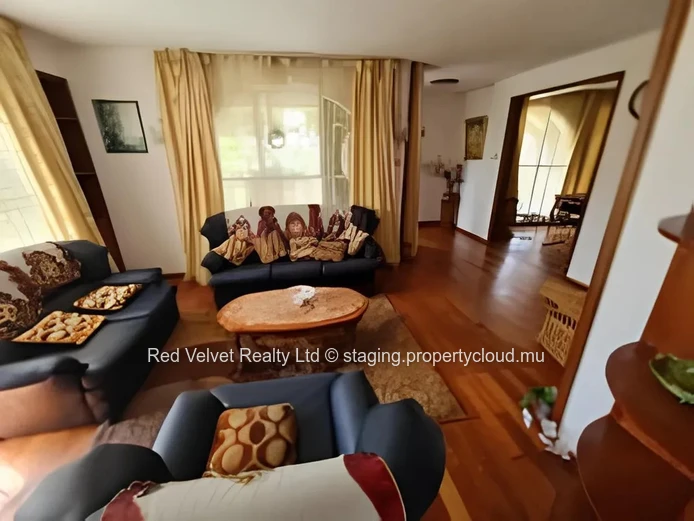 3-Bedroom House for Sale in Roches Brunes | Furnished | Private Garden