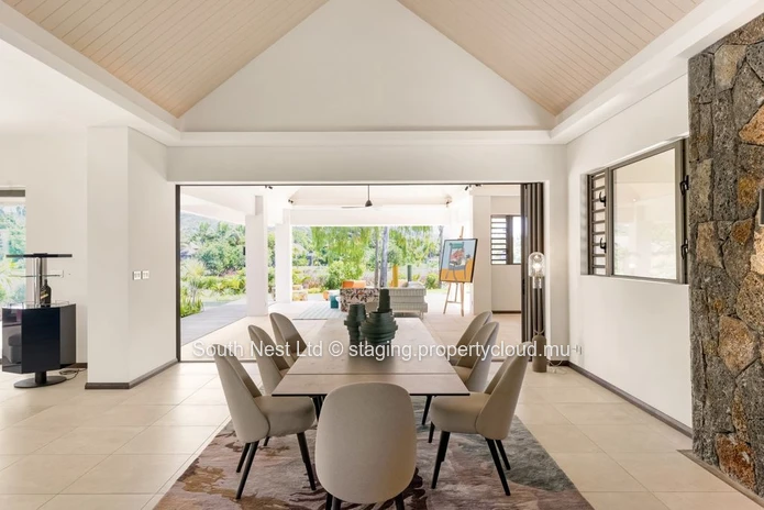 Brand new 4 bedroom villa 