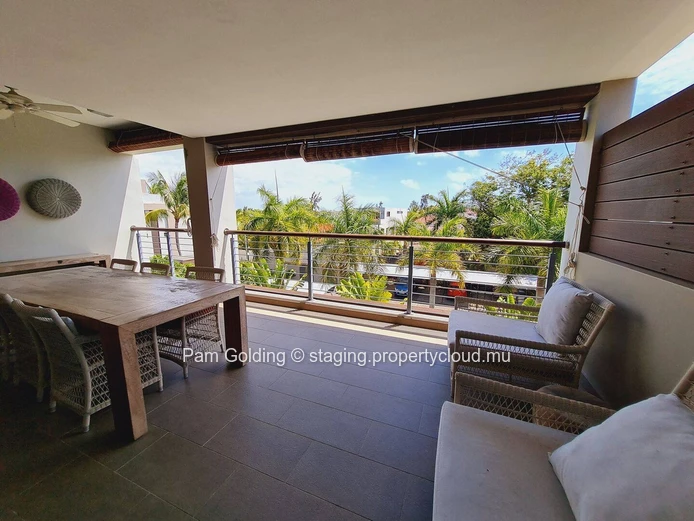 Spacious 3-Bedroom Penthouse with Private Pool – Steps from the Beach, Fully Furnished