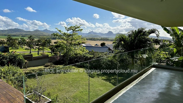 4 bedroom house in Mont Piton