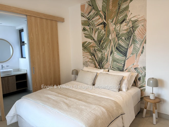 FOR RENT - 4-bedroom villa in Tamarin