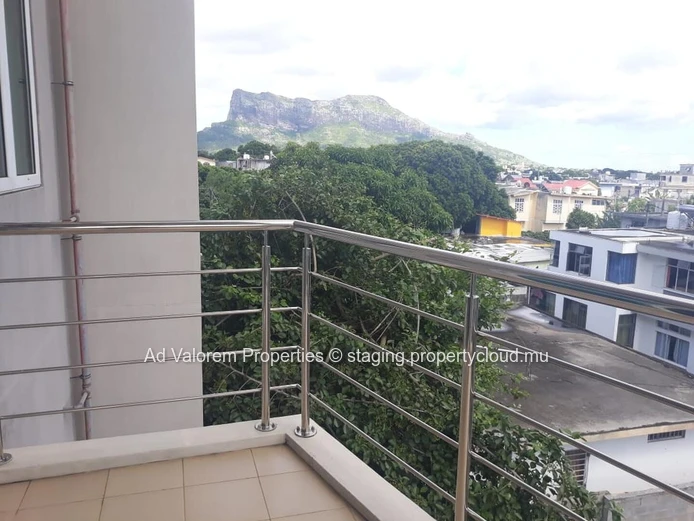 Espace Commercial/Bureau/Call Center a louer – Belle Rose