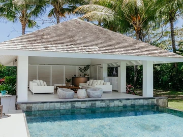 6 Bedroom Villa