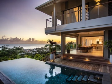 5 Bedroom Villa