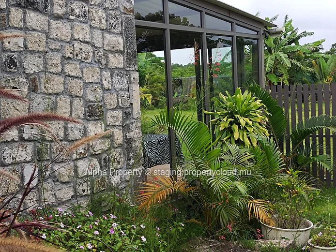 Elegant house to let at Verdun