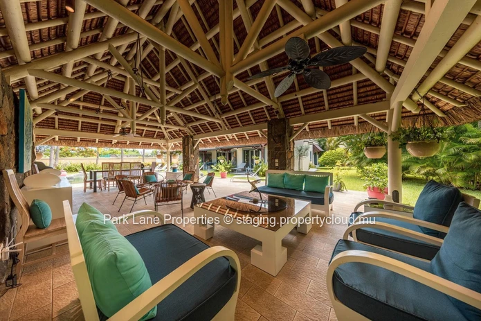 Sun-Kissed Charm: Luxurious Plantation Style Home with Resort Amenities in Albion, Mauritius