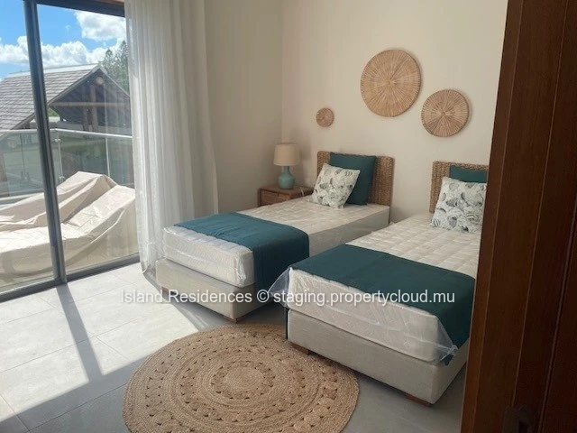 2 bedroom fully furnished penthouse with a large terrace with jacuzzi in a recent high-end and secure residence with ...