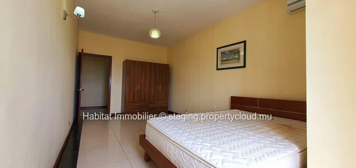 A VENDRE - Magnifique appartement (avec ascenseur) meublé et équipé de 151 m2 idéalement situé dans une résidence séc...