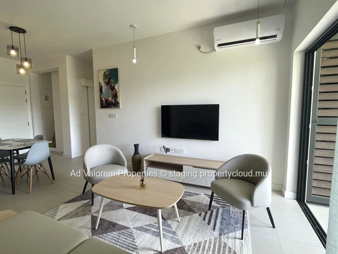 New 2-bedroom apartment with swimming pool – Secure residence in Beau Plan Smart City