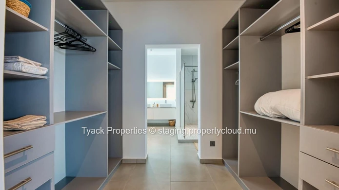 Appartement Neuf 3 Chambres Entièrement Meublé à Vendre à Pereybere