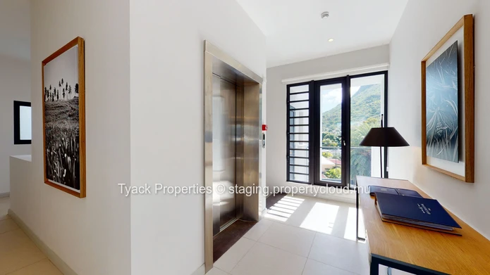 PDS Penthouse for Sale – Waterfront Luxury in Rivière Noire