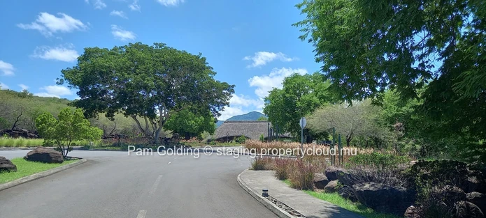 Exclusive Plot in Domaine de Palmyre – Perfect for Investment