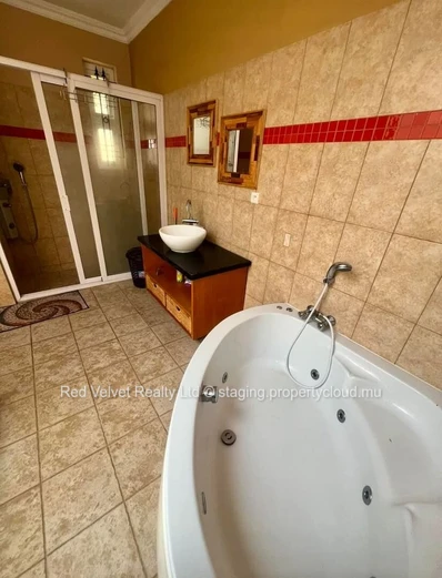 Villa for Rent in Flic en Flac – Rs 80,000/Month