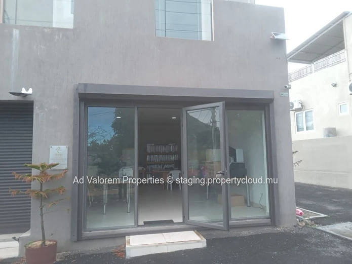 Commercial Space for Rent – Rivière Noire
