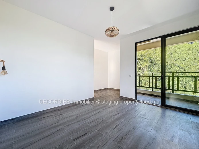 Modern villa with pool in a peaceful setting – Off-Plan sale