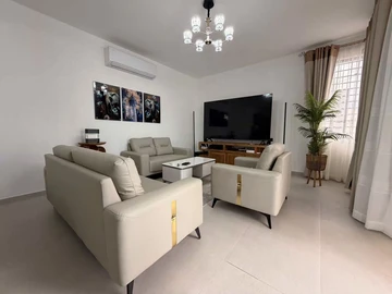 4 Bedroom Villa