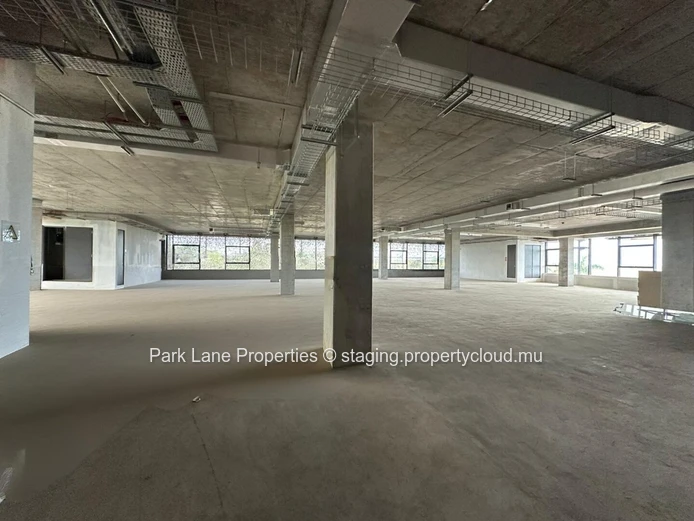 "Prime Office Space on rent in Grand Baie - 289 m² - Don't Miss Out!"