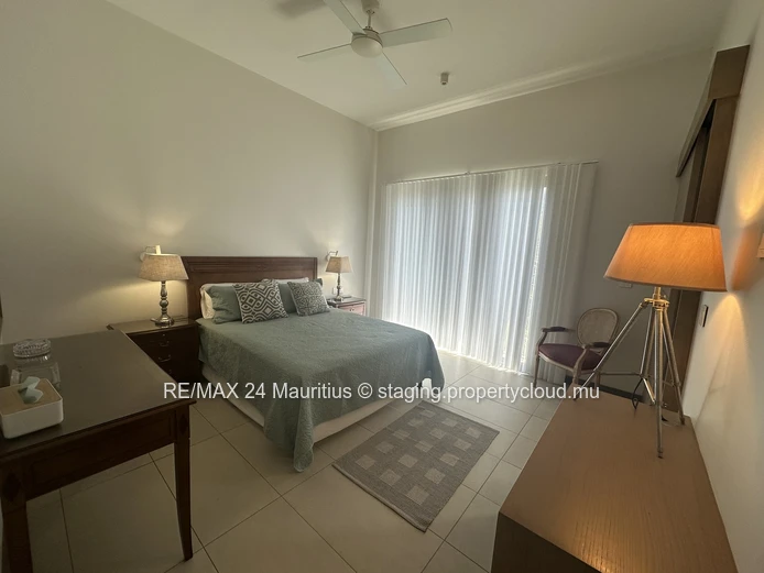 Exquisite Coastal Living: Luxurious Golf Estate Apartment with Stunning Amenities