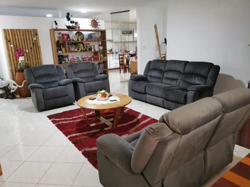 4 Bedroom Apartment