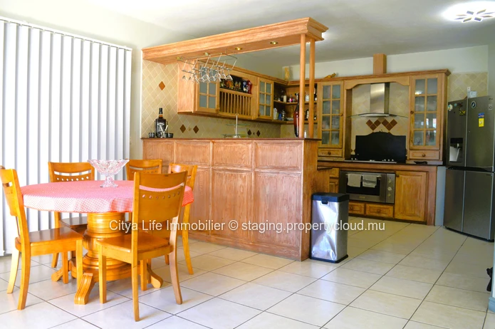 Vous êtes à la recherche d'une maison familiale spacieuse, saisissez l'opportunité de devenir propriétaire de cette b...