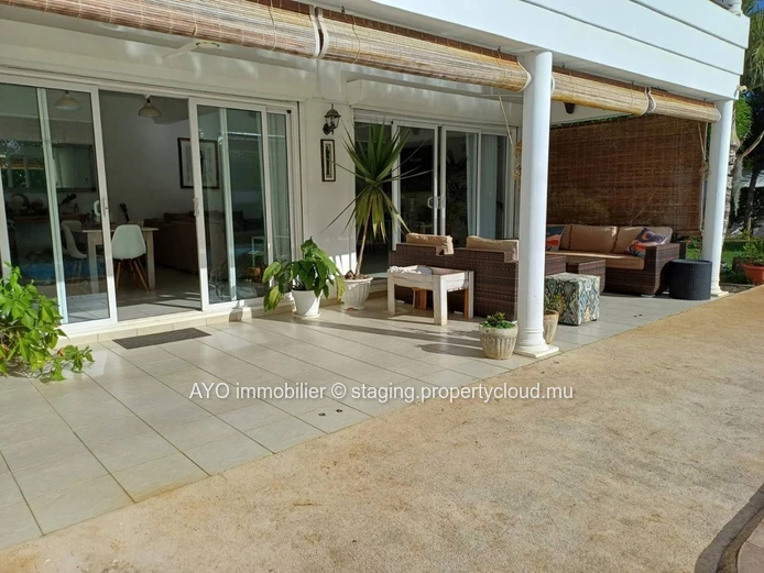 Exceptional offer - Beautiful 4 bedrooms house with garden and pool in Pereybere