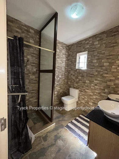 Charming 3-Bedroom RES Villa with Pool Near the Beach – Pointe aux Piments
