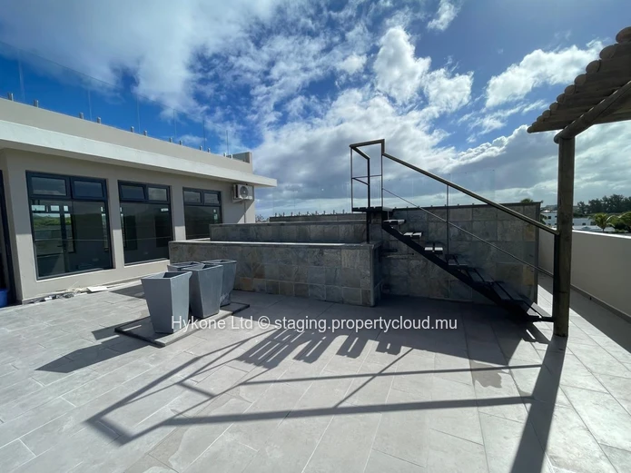 Penthouse For Rent In Flic en Flac