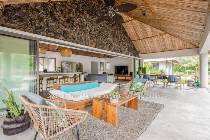 Superbe Villa meublé à Vendre dans une Résidence Privée