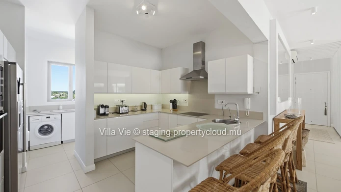 Péreybère - Magnificent 3-bedroom penthouse with large rooftop and private pool (Sole Mandate)