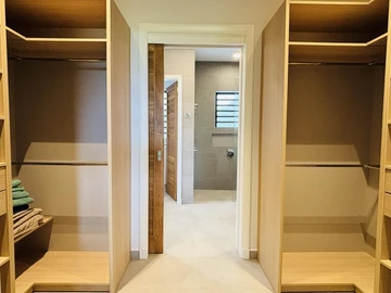 4 Bedroom Apartment