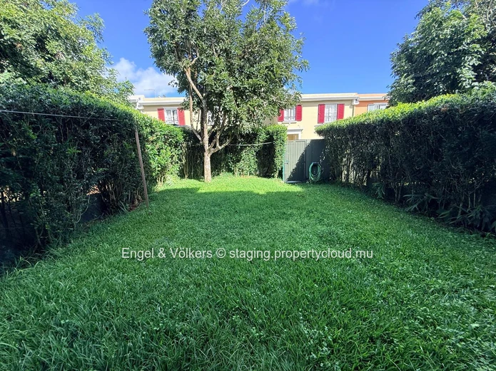 Duplex for Rent in Les Allées d’Hélvetia, Moka