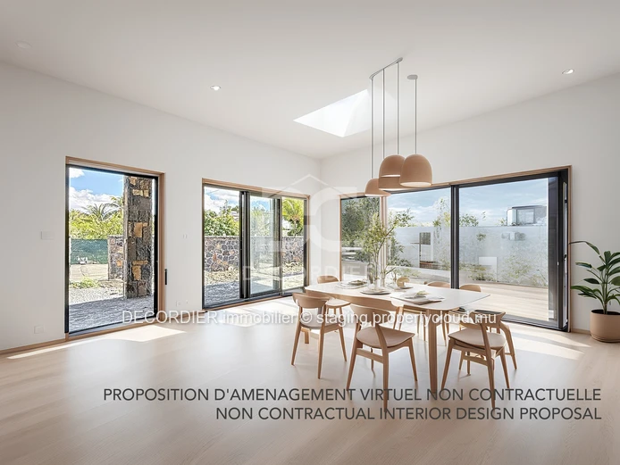 Spacious house in Petit Raffray