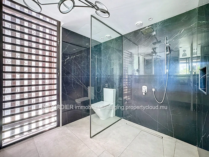 Apartment – Beachfront Living