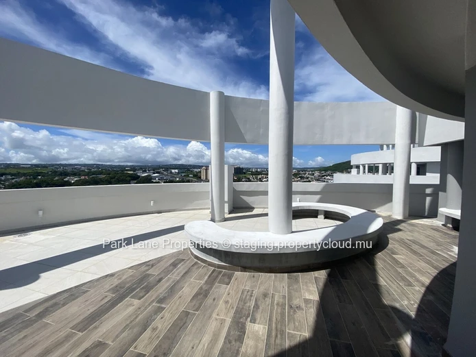 À vendre – Appartement moderne à Sky Garden, Trianon