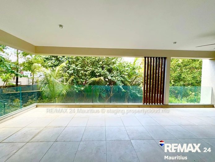 Modern 2-Bedroom Apartment for Sale – Pointe aux Canonniers, Mauritius