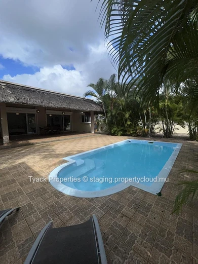 Charming 3-Bedroom RES Villa with Pool Near the Beach – Pointe aux Piments