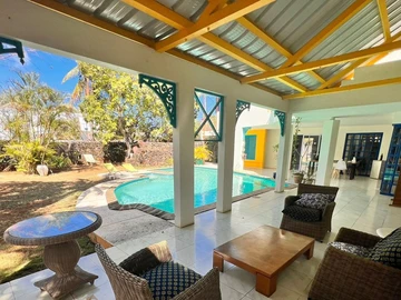 4 Bedroom Villa