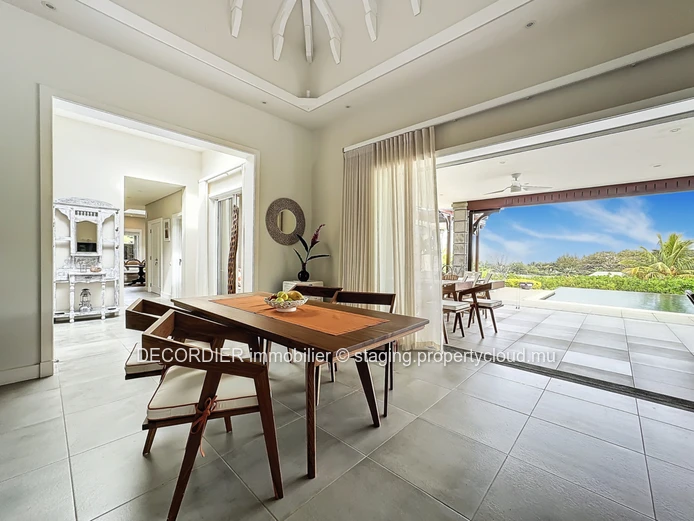 Magnifique villa située à Villa Valriche - accessible aux étrangers