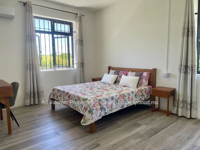 Modern House with Private Pool for rent – Belle Mare
