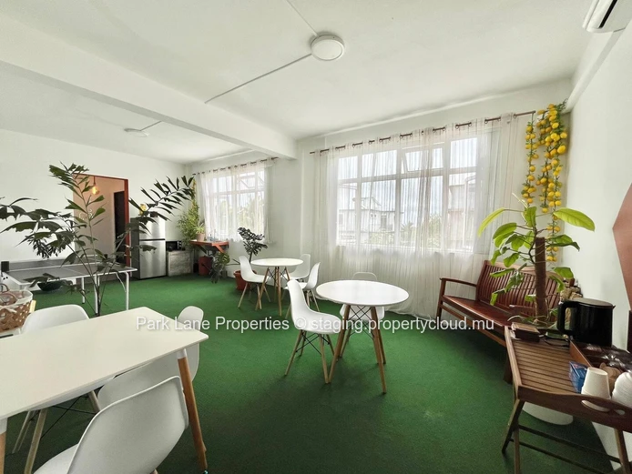 Bright & Versatile Commercial Space for Rent – Roches Brunes, Beau Bassin