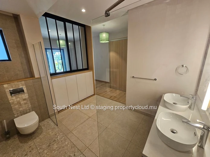 Brand new apartment with 4 bedrooms