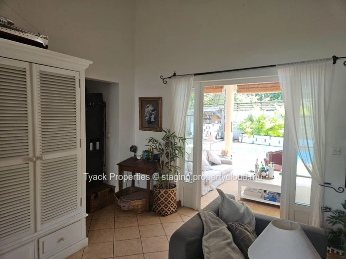 Villa for Sale in Grand Baie – 4 Bedrooms with Pool and Garden