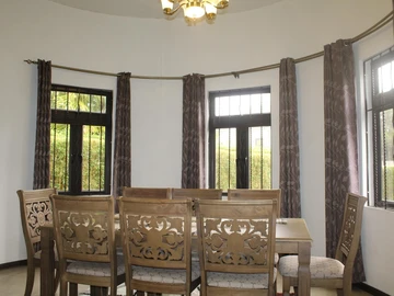4 Bedroom Villa