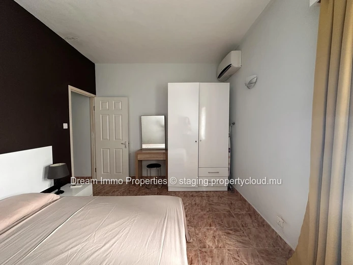 Complexe Residentiel De 6 Appartements Proche Plage De Flic En Flac - Ile Maurice