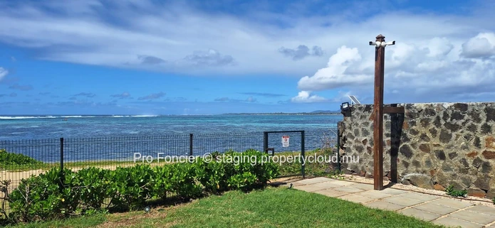 Apartment for rent in Poste La Fayette - Chic and Spacious Beachfront 