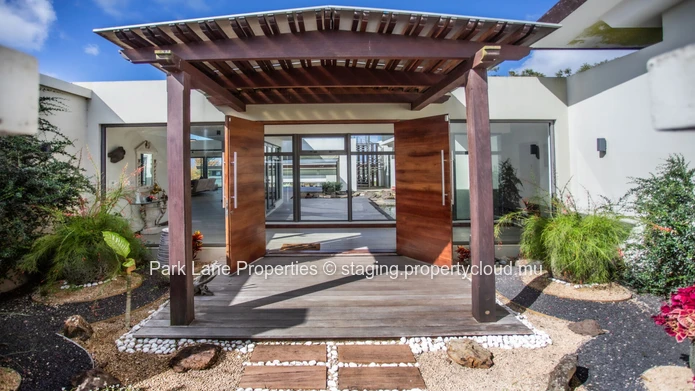 Villa d’exception avec vue golf et mer – Avalon Golf Estate